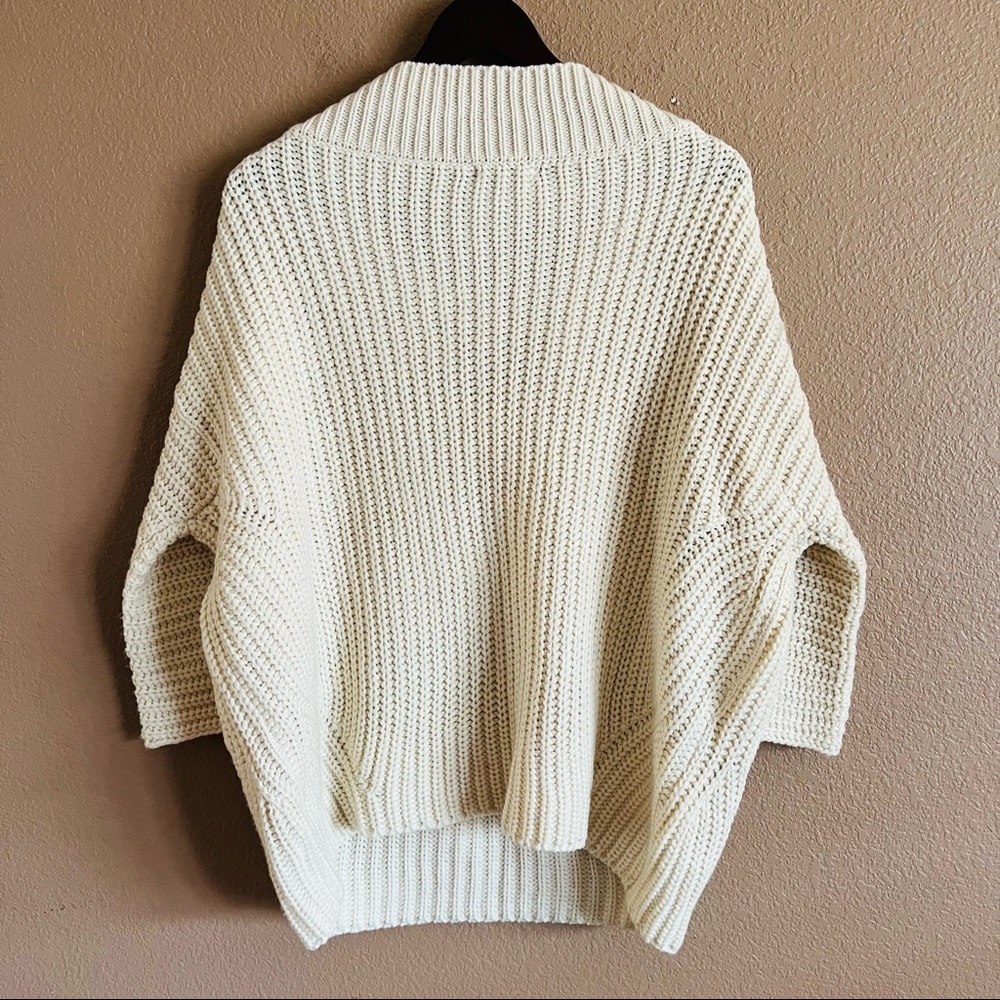 Fashion Nova Oversized Knit Sweater Cream Color Size S/M - Picture 5 of 9